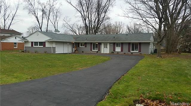 1st image of 28147 Brookhill St