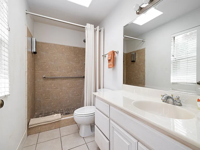 3838 Kettner Blvd — Photo 13