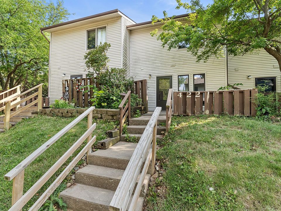 1st image of 422 Hawaii Ct