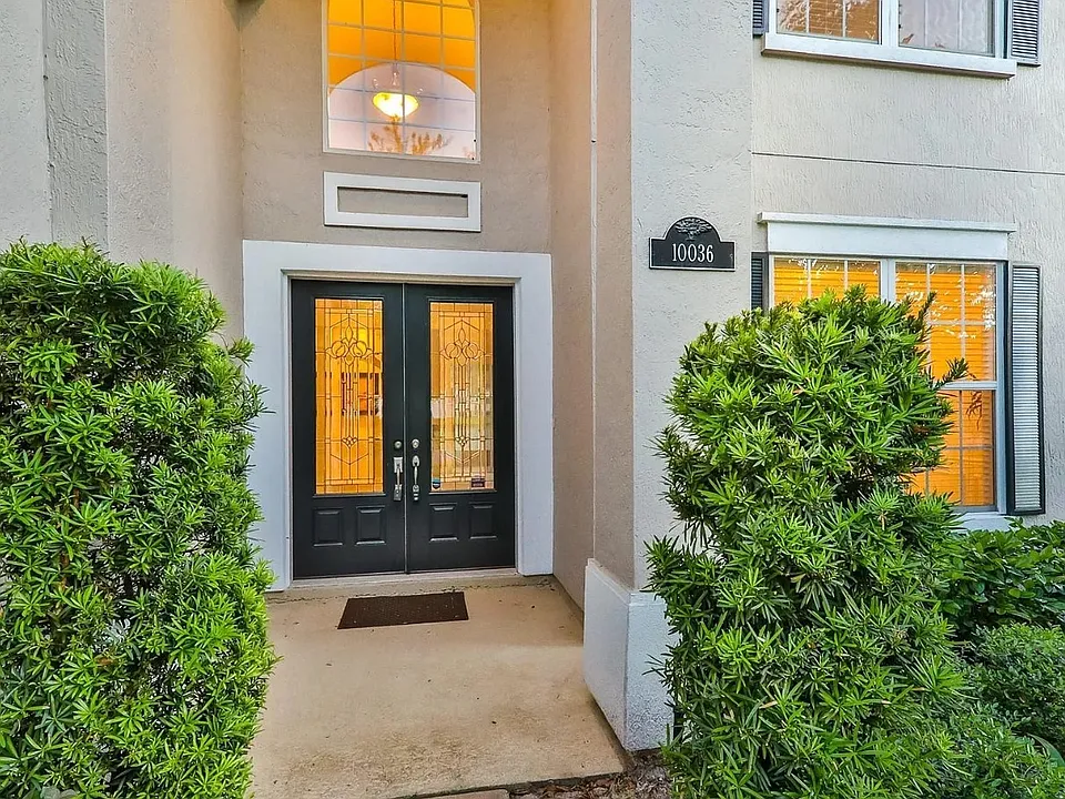 10036 Watermark Ln