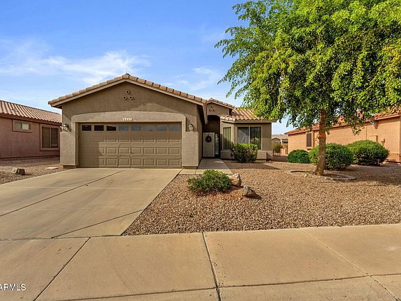 3rd image of 4482 E SYCAMORE Drive