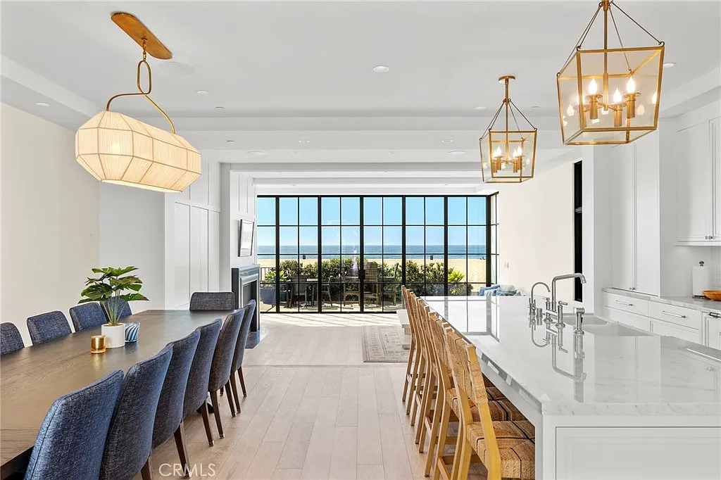 7 bed, 5900 sqft, $100,000 — Photo 2