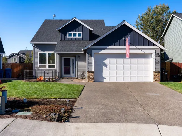 1345 NW 16th Ct, Redmond, OR 97756