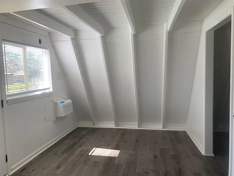 22123 Spears Rd — Photo 11