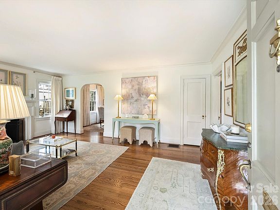 2nd image of 209 Wales Ave