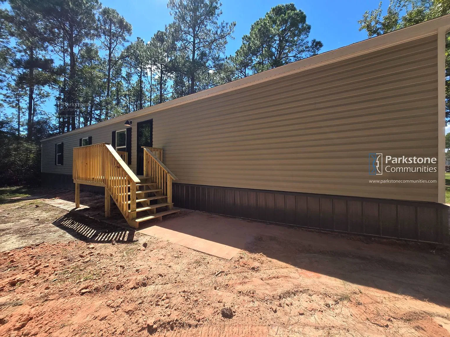 3 bed, 2.0 bath, 1140 sqft, $1,100 — Photo 1