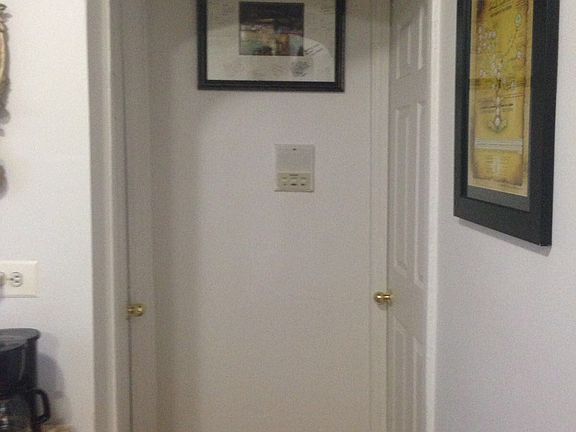 4th image of 6445 N Richmond St APT 3W