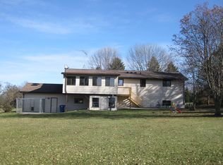 N2769 Alphorn Ln, Appleton, WI 54913