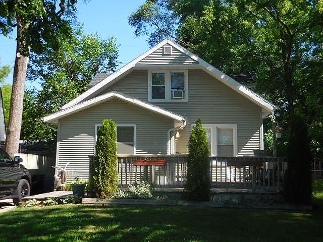 1st image of 302 Grand Blvd