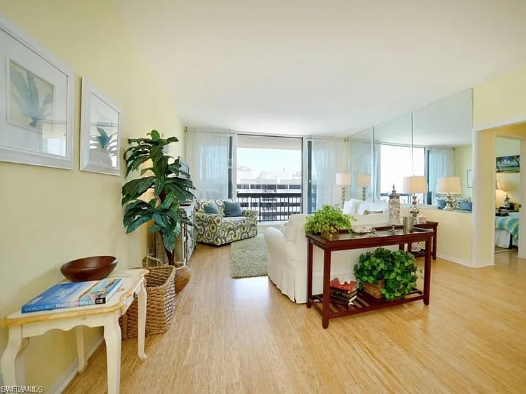 4001 Gulf Shore Blvd N #Penthouse 4 — Photo 3