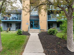 95 Trailwood Dr UNIT 613, Mississauga, ON L4Z 3L2