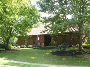 670 Marlow Dr, York, PA 17402