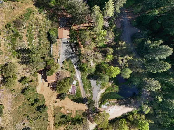 401 Vitzthum Gulch Rd, Douglas City, CA 96024