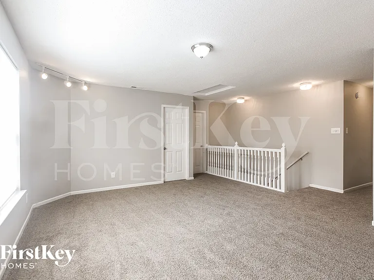 2458 Providence Ct — Photo 13