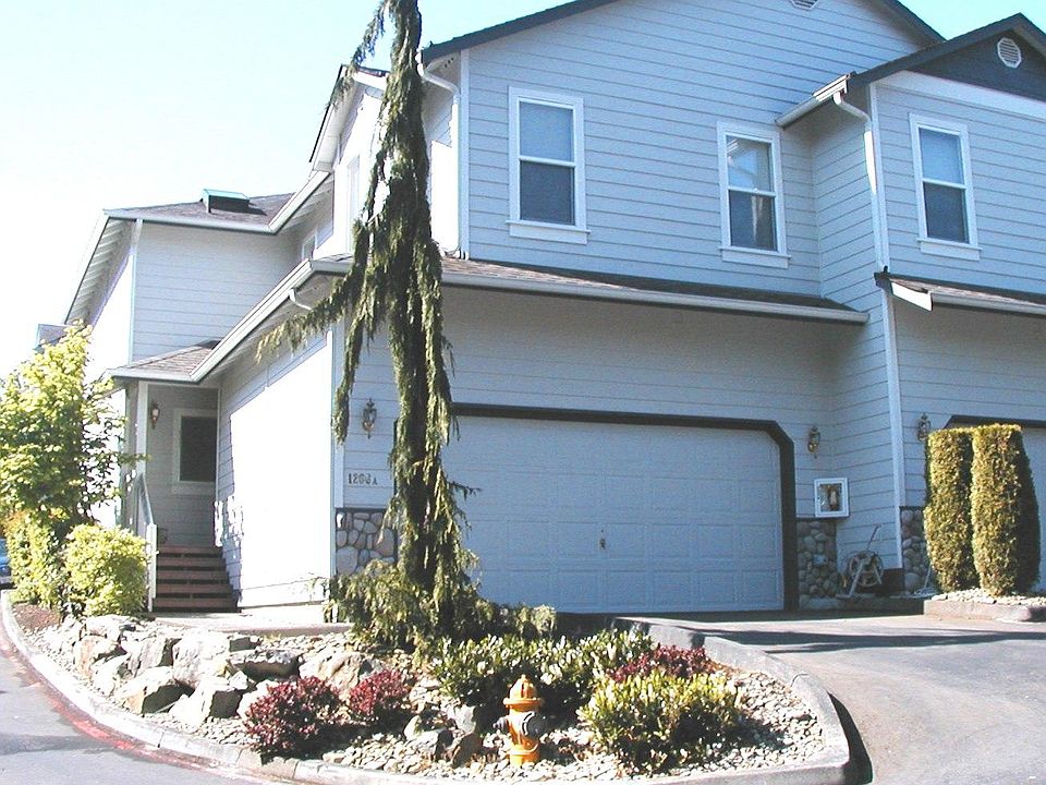 Outside View of Townhome
