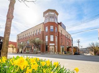 196 36th St APT 2F, Pittsburgh, PA