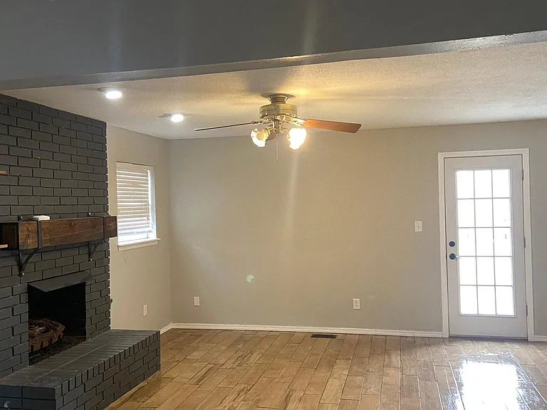 1600 Ridgemont Cir — Photo 7