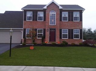 160 Martel Cir, Dillsburg, PA 17019
