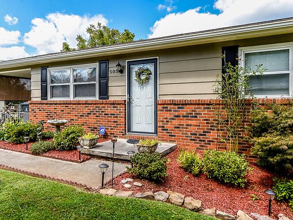 3rd image of 505 Navins Ln