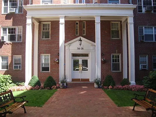 Sold by Benjamin Realty Since 1980 | media 38