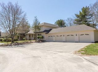 2 Bittersweet Ln, Bourne, MA 02532
