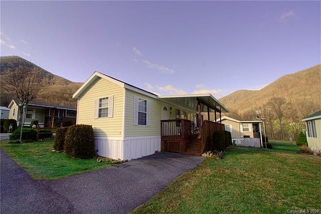 1st image of 7 Valentine Dr #13