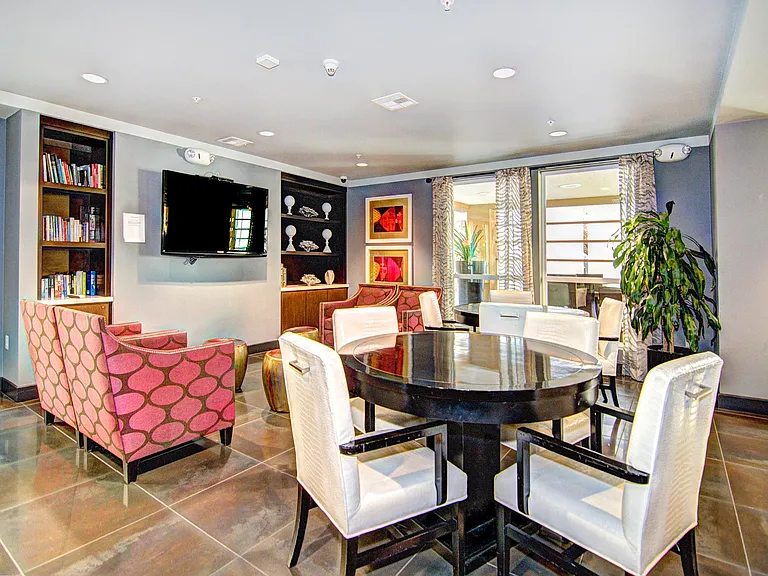 21301 Erwin St #231 — Photo 19