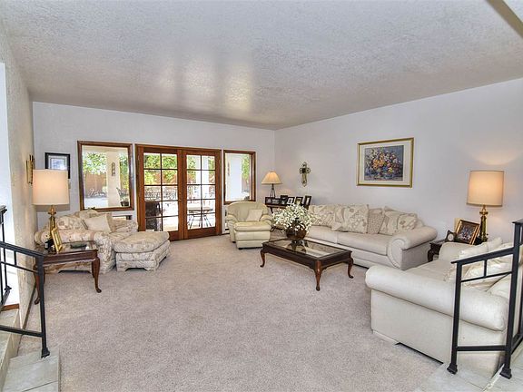 2nd image of 4376 W Vaquero Ln