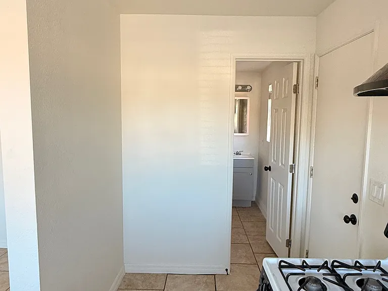 1220 E Campus Way #B — Photo 12