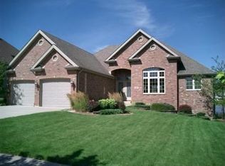 1025 Stillwater Pkwy, Crown Point, IN 46307