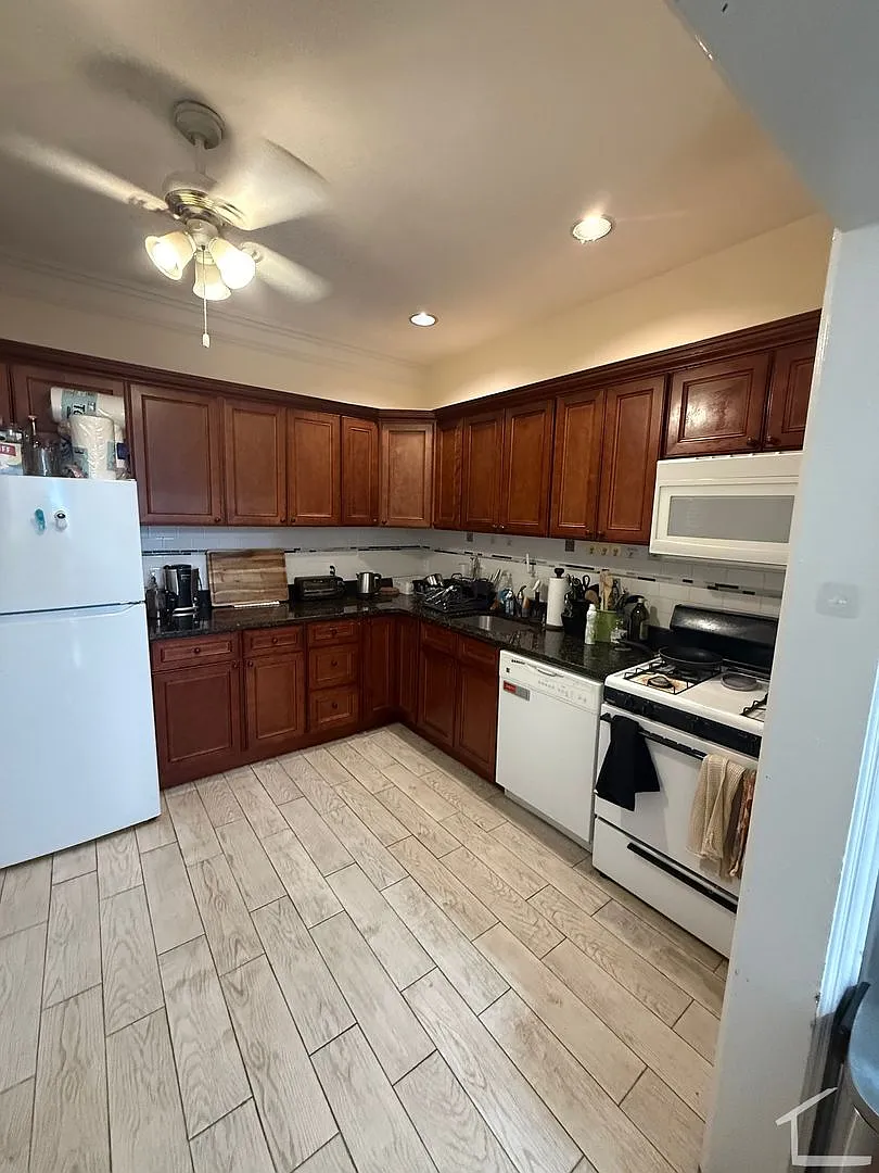 Great Price!! 4-bed, 2-bath with Heat/HW Incl — Photo 1
