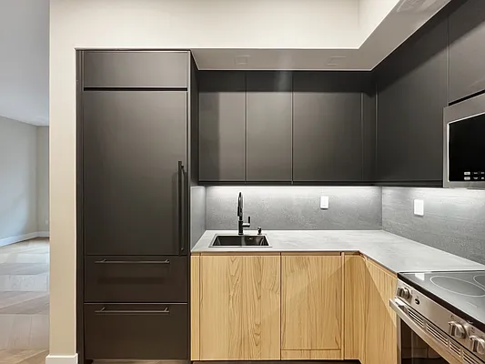 Rented by Dallien Realty Limited Liability Company | media 20