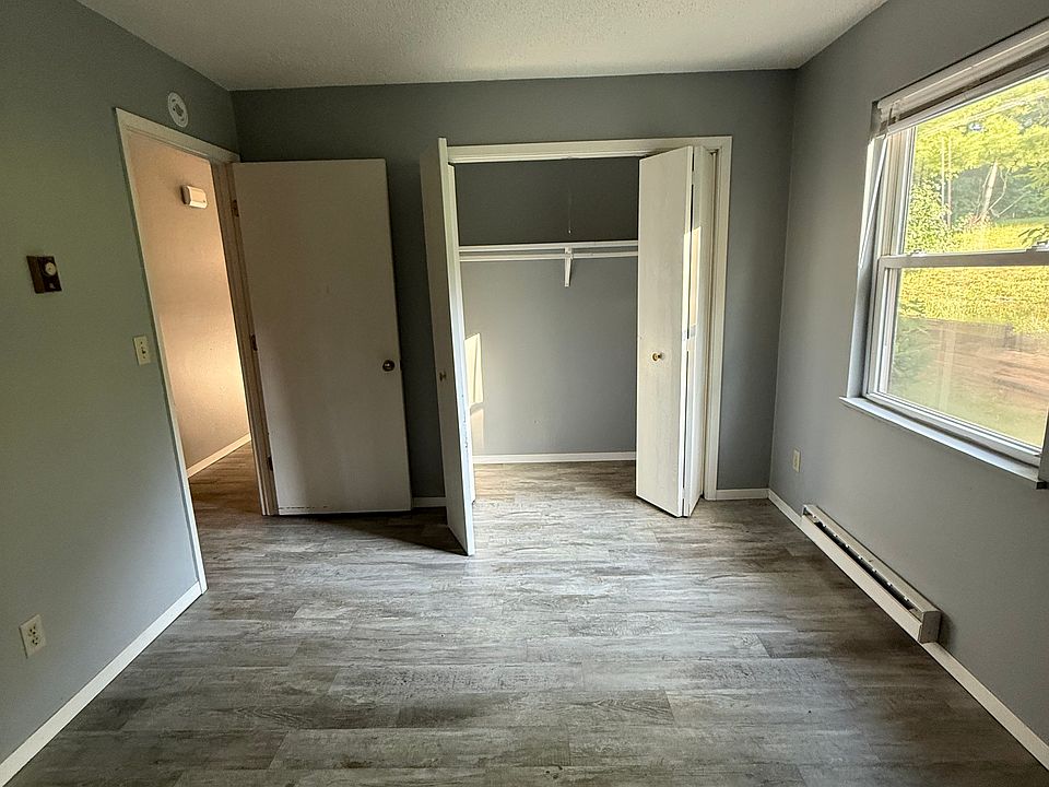 1st image of 902 N 6th St #14