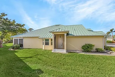 100 Islamorada Blvd — Photo 2