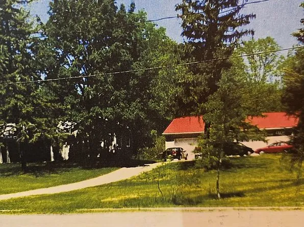 1730 Haslett Rd, Haslett, MI 48840