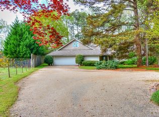 376 Forest Lake Rd, Lawrenceville, GA 30046