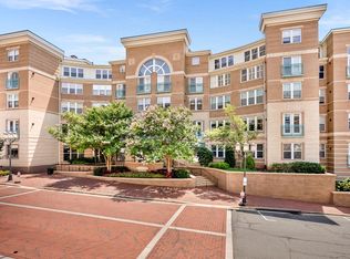 12001 Market St APT 106, Reston, VA 20190