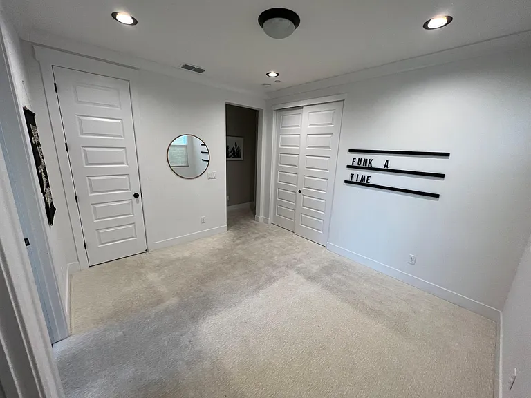 2 closets