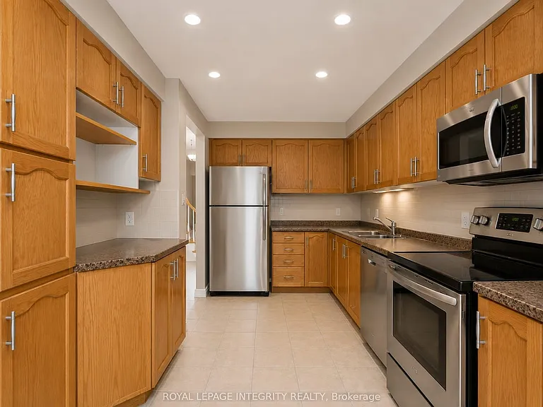1660 Locksley Ln #21 — Photo 7