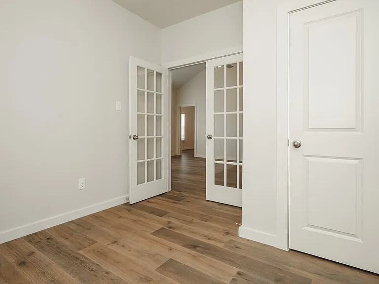 1536 Harvester Dr — Photo 9