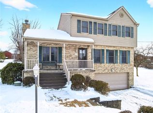 112 Circle Dr, Irwin, PA 15642