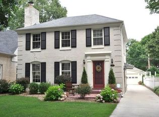 2350 N 90th St, Wauwatosa, WI 53226