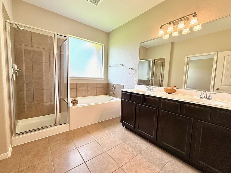 8139 Edenwood Dr — Photo 12