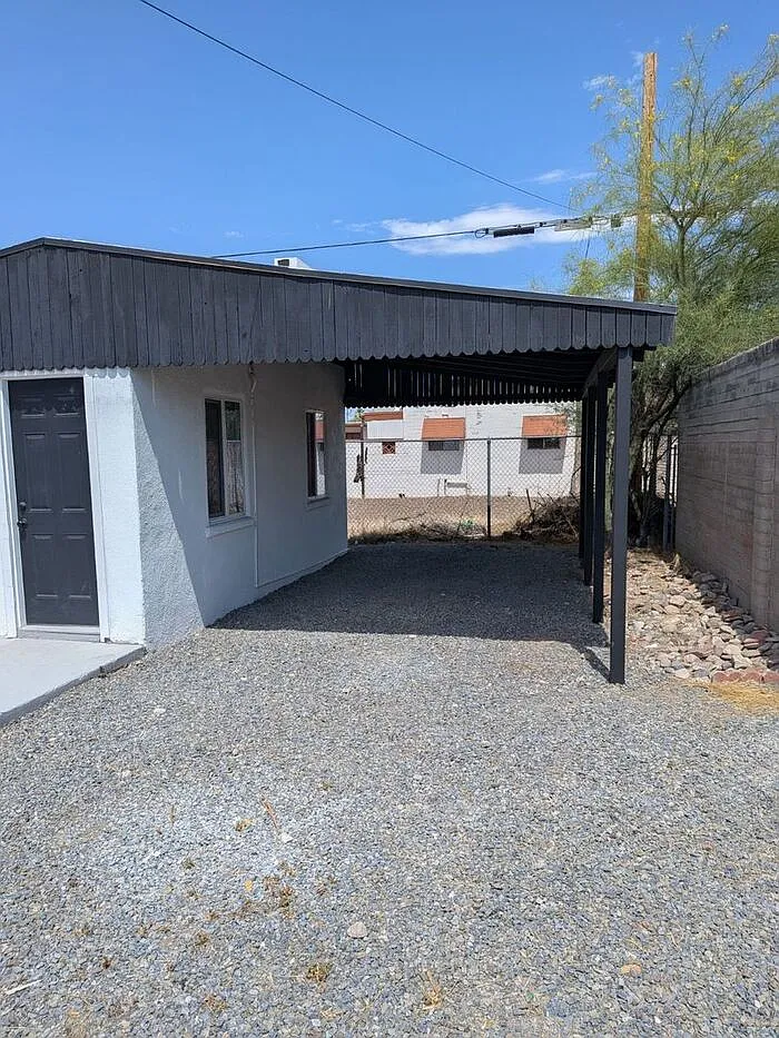 1 bed, 1.0 bath, 320 sqft, $995 — Photo 3