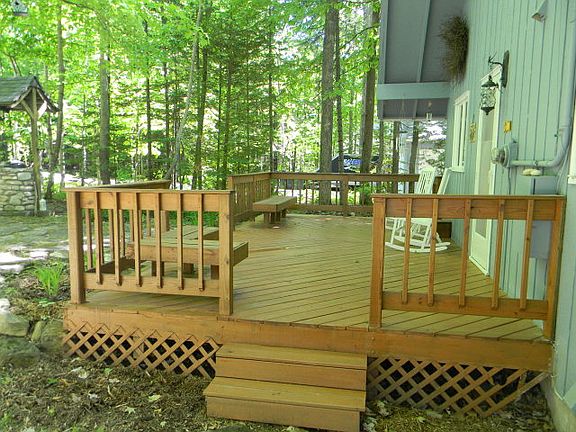 3rd image of 10831 Birchwood Dr