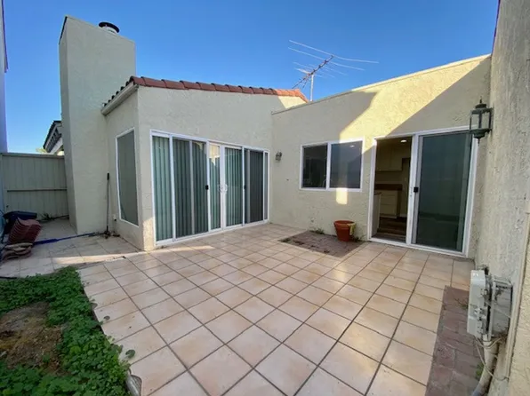 7084 Island Village Dr, Long Beach, CA 90803