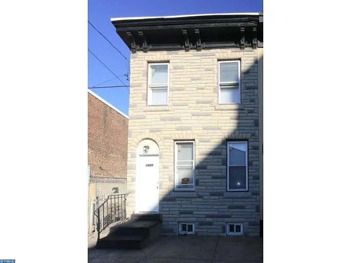 1829 E Ontario St photo 1