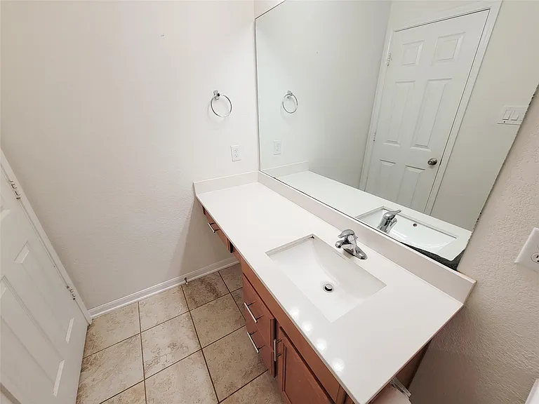14108 Wedgewood Lakes Ct — Photo 20
