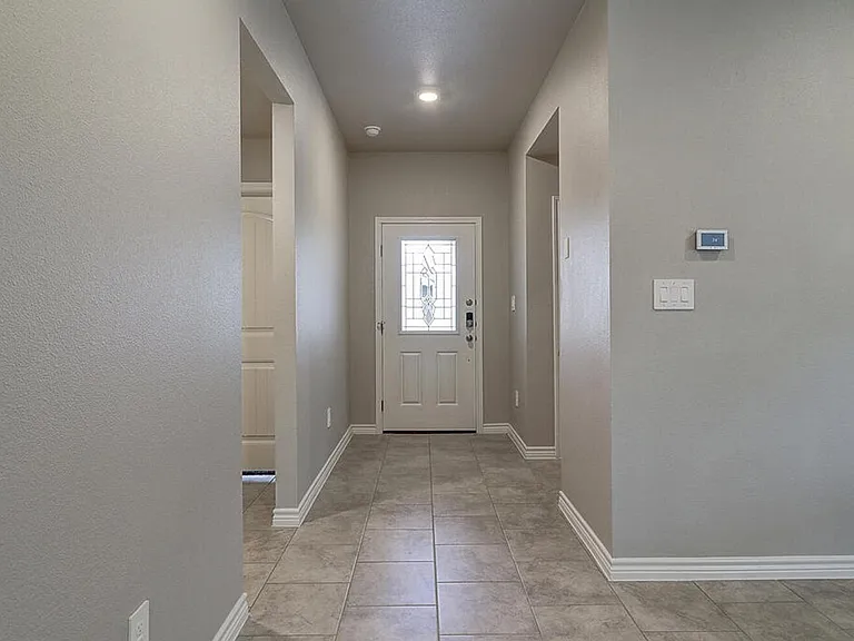 1269 Carnaby St — Photo 34