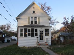 609 9th Ave S, Fargo, ND 58103